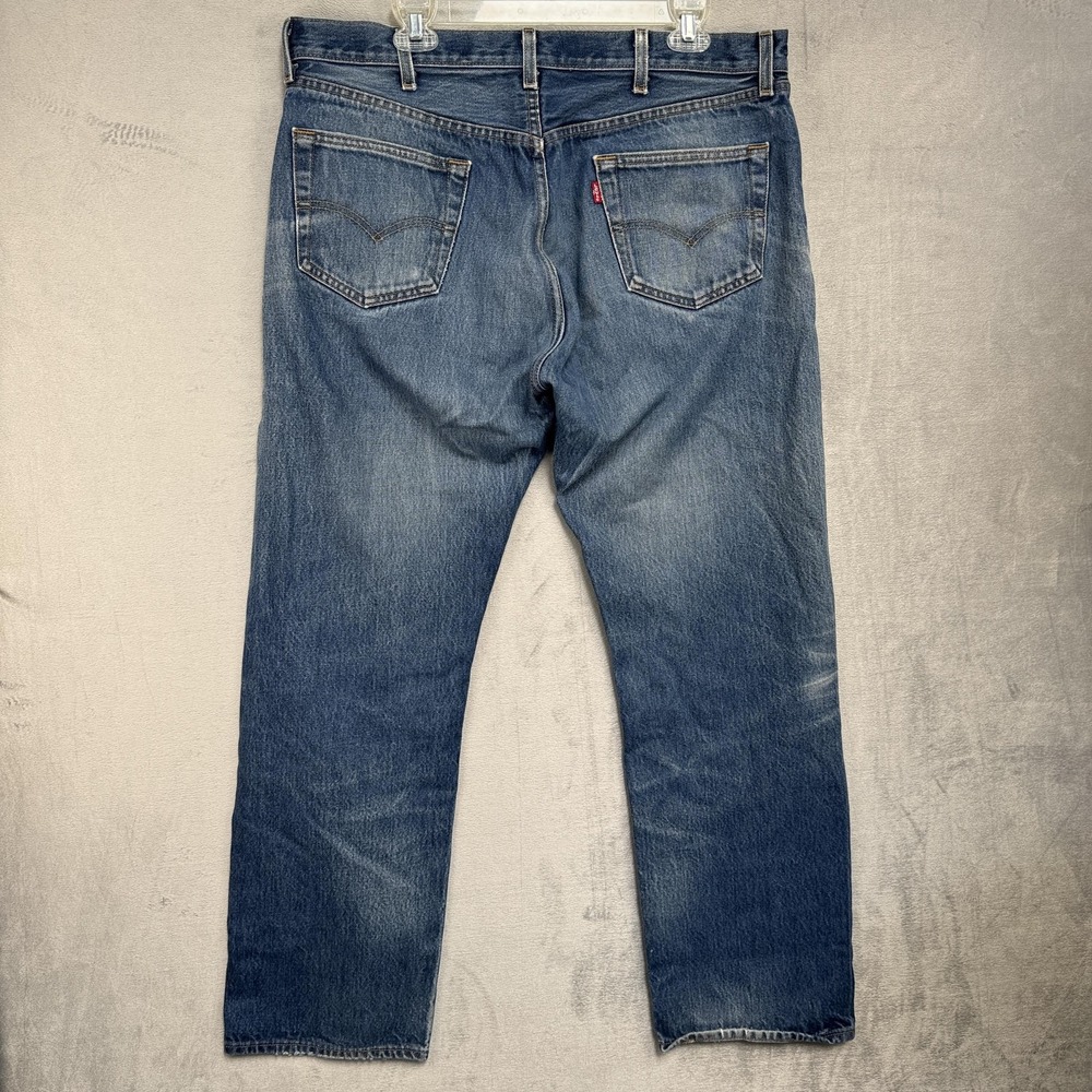 Levis Jeans Mens 38x30 Blue Medium Wash Straight Leg Distressed Denim Cotton - Picture 2 of 5